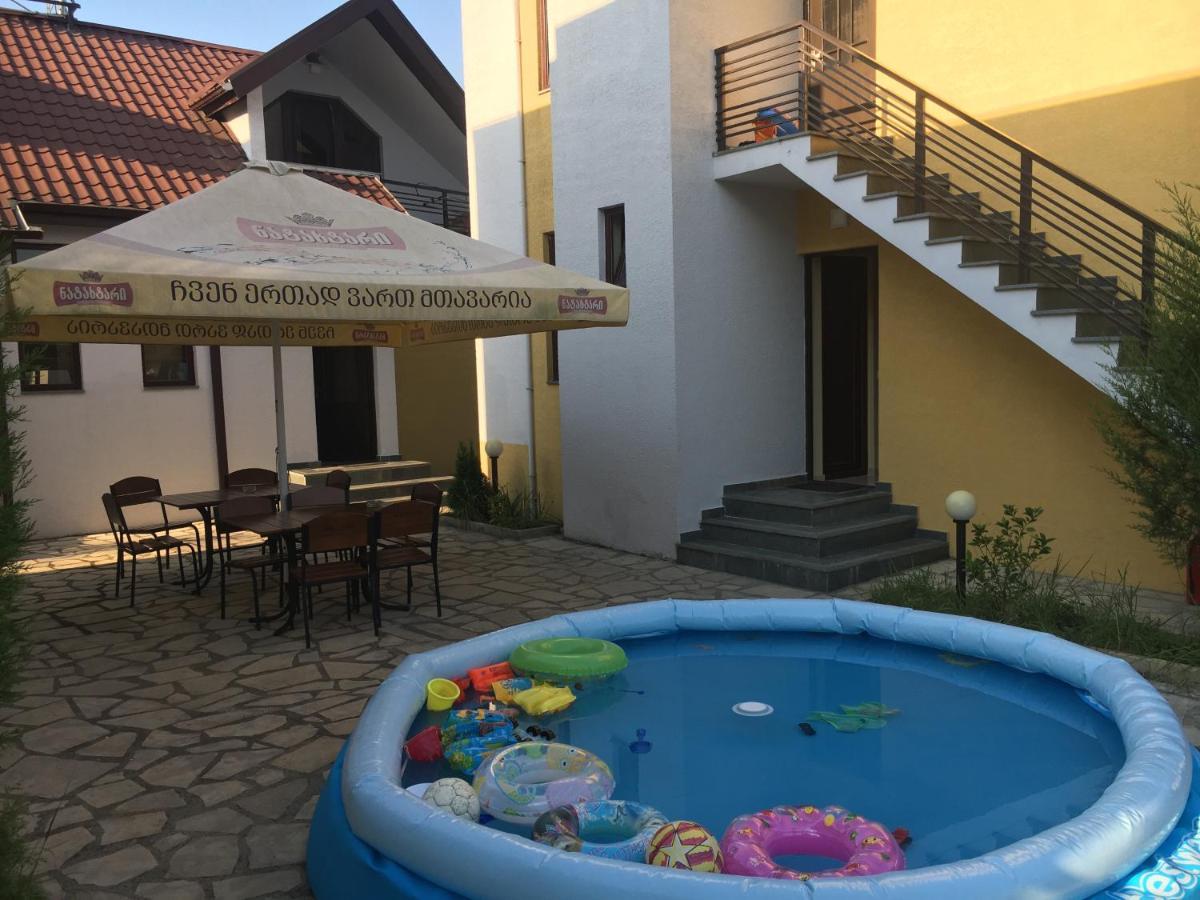 Aparthotel Family Ureki Extérieur photo
