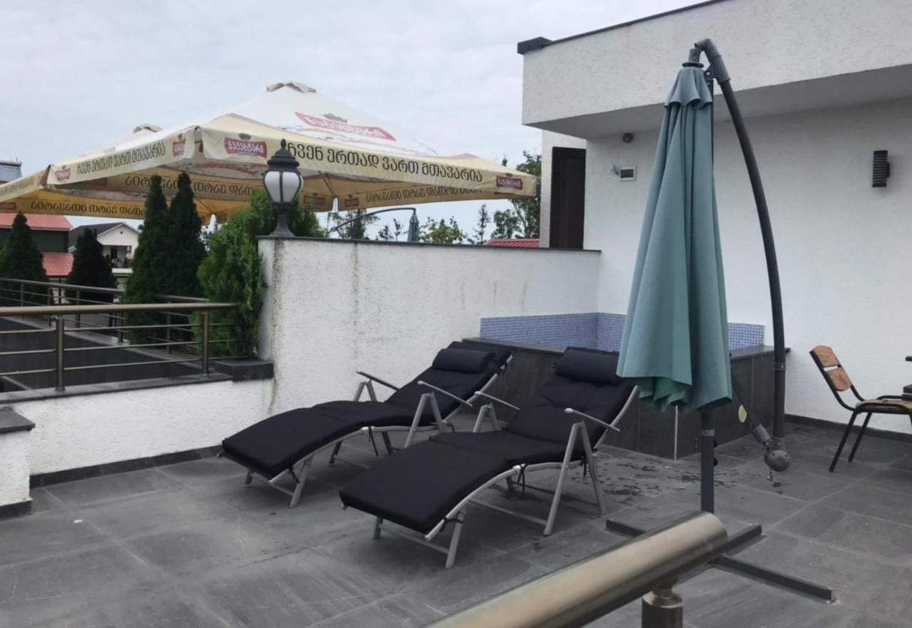 Aparthotel Family Ureki Extérieur photo